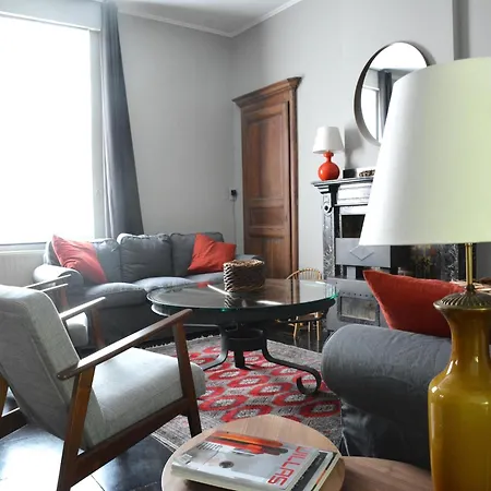 Group Escape By Molignee River Denee