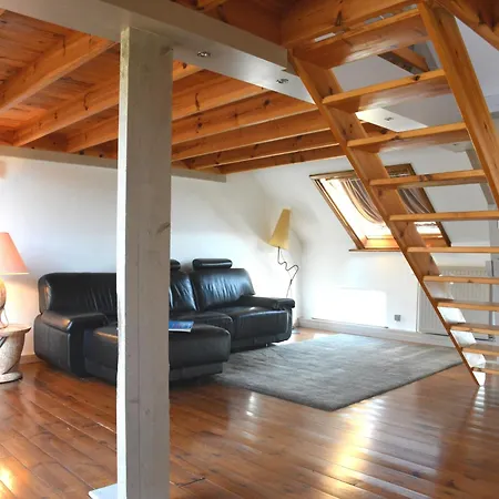 Group Escape By Molignee River Casa vacanze Denee