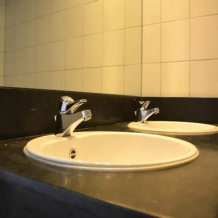 Сasa de vacaciones Group Escape By Molignee River