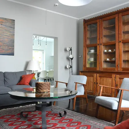 Spacious With Private Terrace *