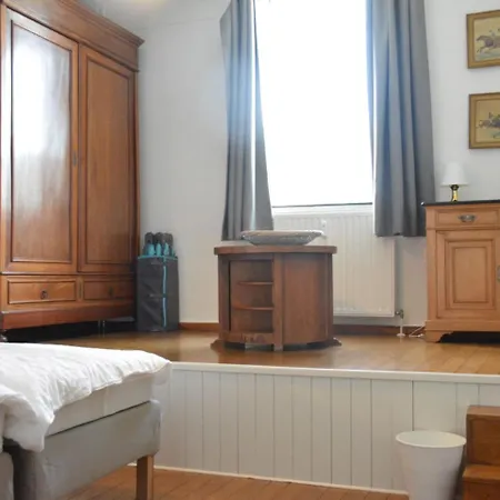 Spacious With Private Terrace