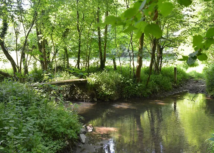 Group Escape By Molignee River 別荘