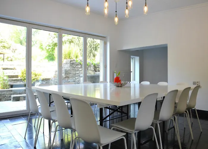 別荘 Group Escape By Molignee River *